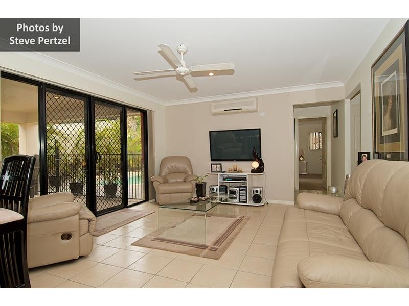 47 Golden Bear Dr, Arundel QLD 4214