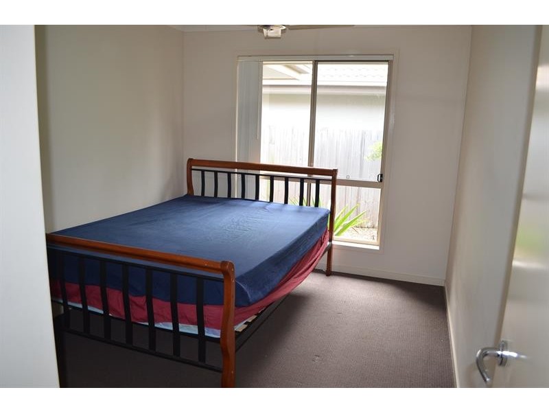 36 Sanctuary Pkwy, Waterford QLD 4133