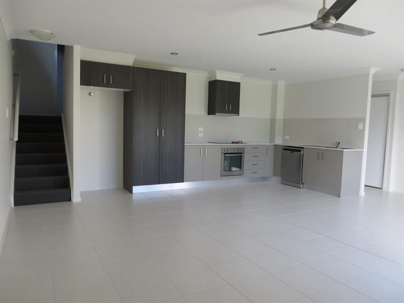 1/21 Venetian Way, Coomera QLD 4209