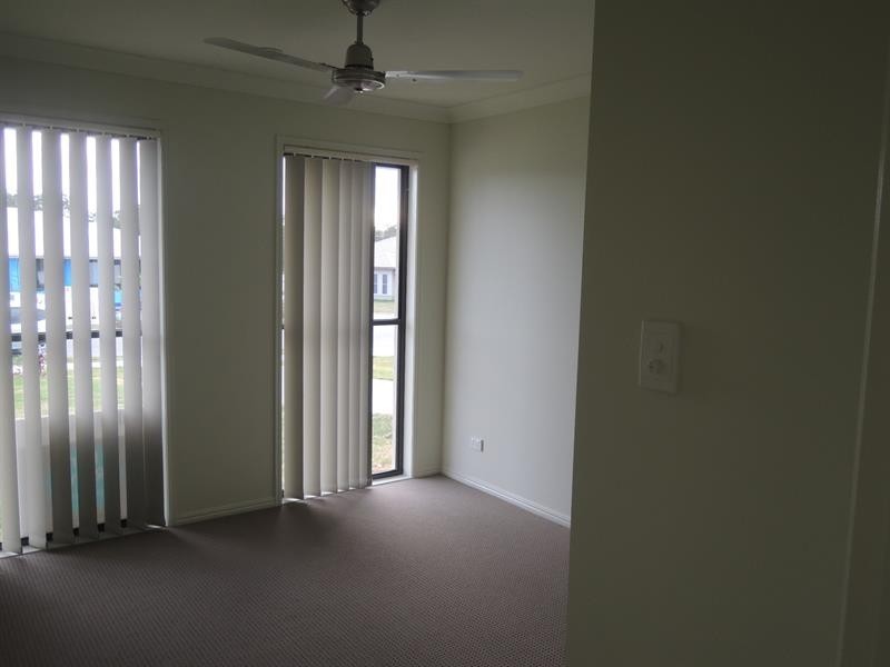 24 Charles Ave, Pimpama QLD 4209