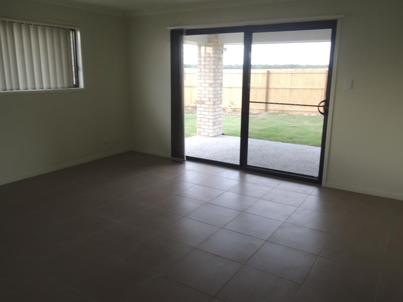24 Charles Ave, Pimpama QLD 4209
