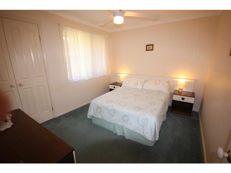 6 Tulipwood Ct, Arundel QLD 4214