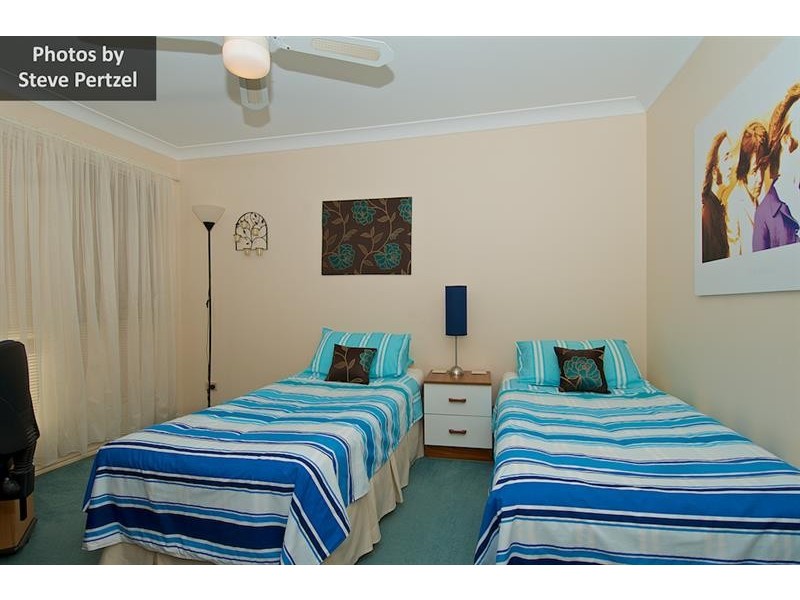 6 Tulipwood Ct, Arundel QLD 4214