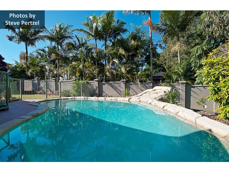 6 Tulipwood Ct, Arundel QLD 4214