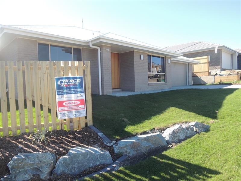 5 Sunstone Ave, Pimpama QLD 4209