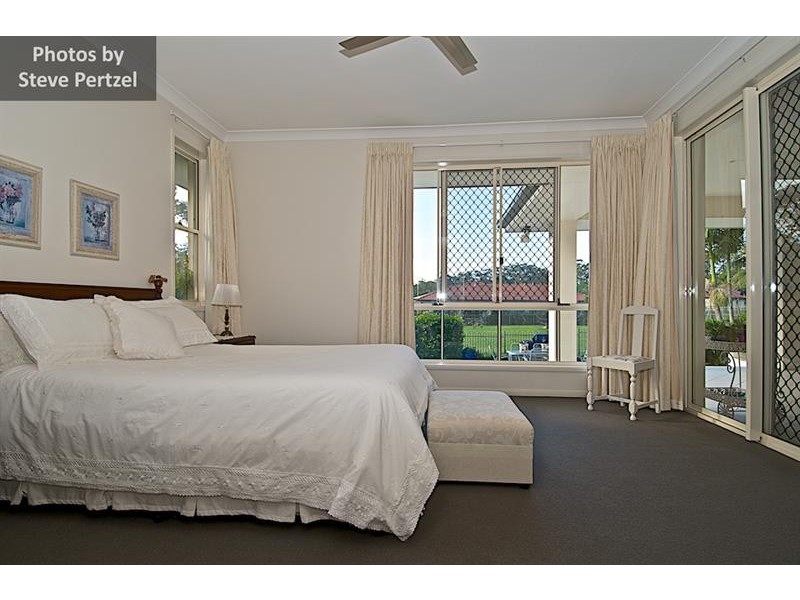 13 Midhurst Ct, Arundel QLD 4214