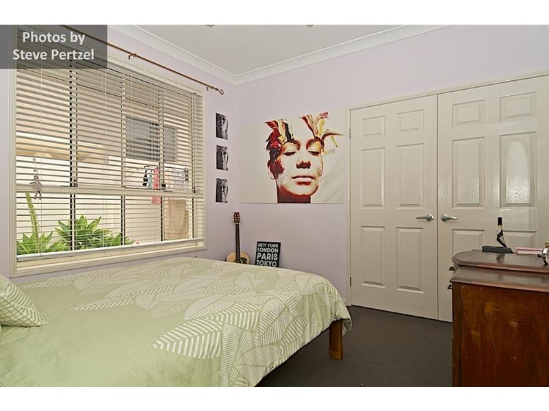 13 Midhurst Ct, Arundel QLD 4214