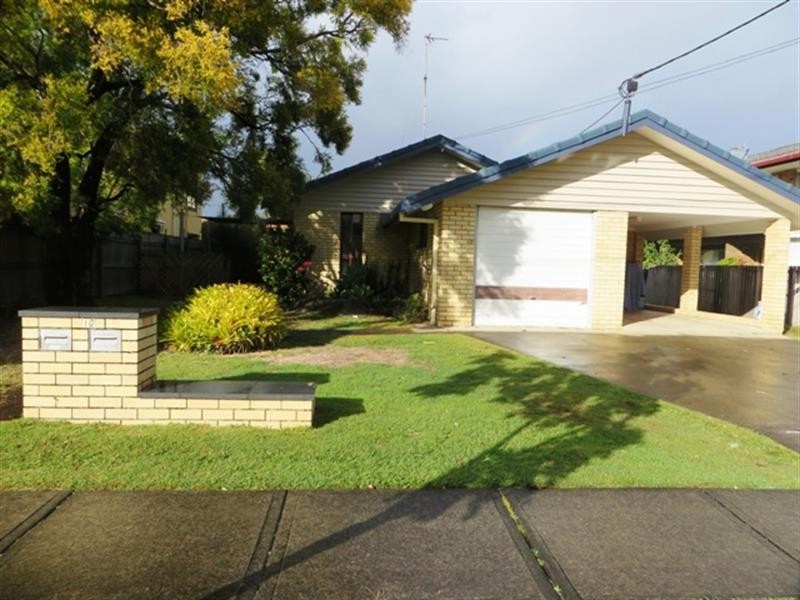 1/10 Errol Ave, Paradise Point QLD 4216