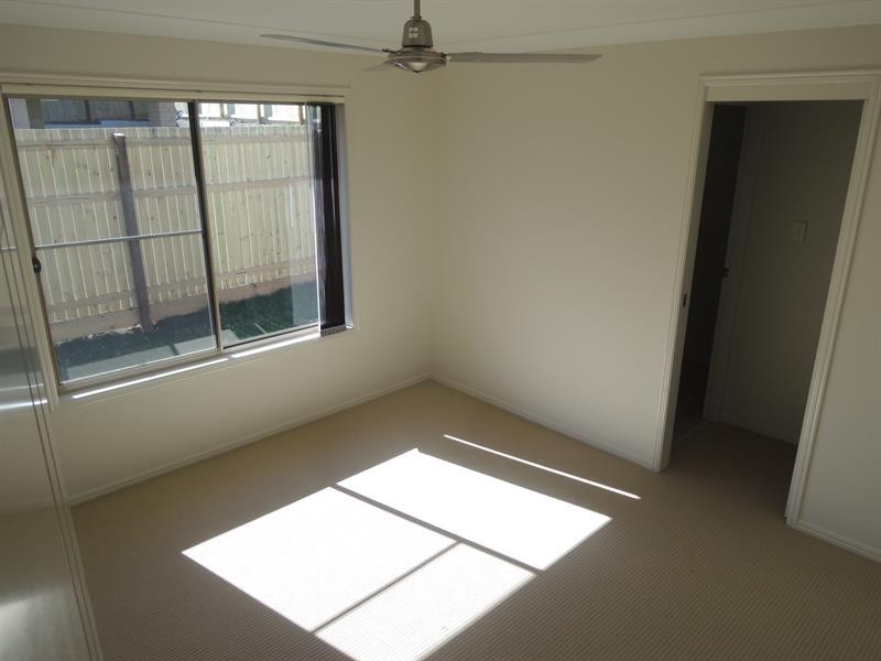 5 Sunstone Ave, Pimpama QLD 4209