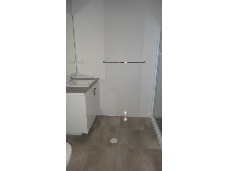 52 Damian Leeding Way, Upper Coomera QLD 4209