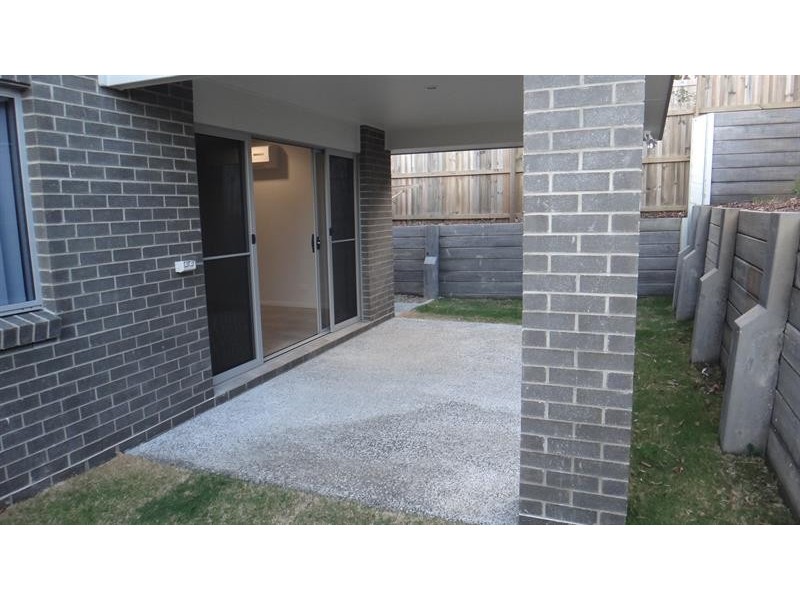 52 Damian Leeding Way, Upper Coomera QLD 4209