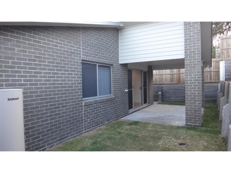52 Damian Leeding Way, Upper Coomera QLD 4209
