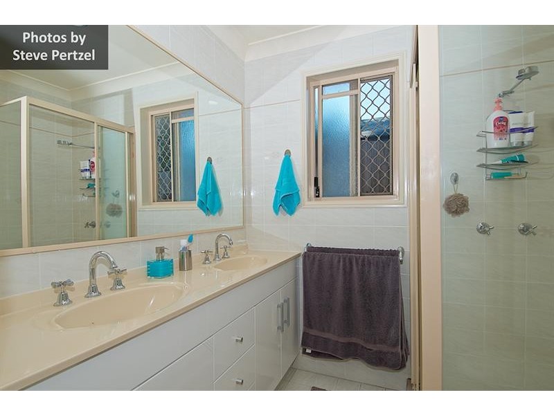 29 Ben Hogan Cres, Parkwood QLD 4214