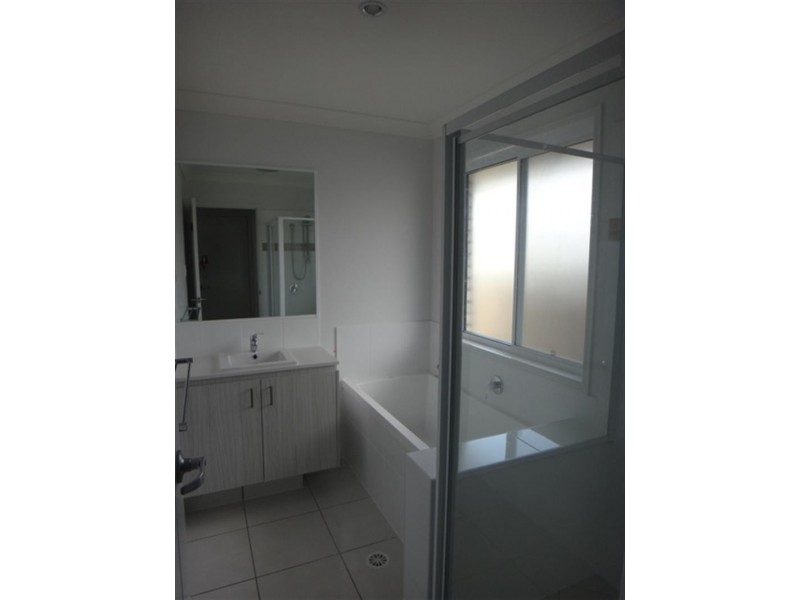 4 Hasemann Crescent Cres, Upper Coomera QLD 4209