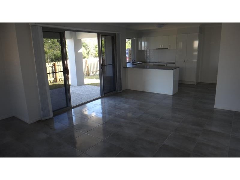 9 Damian Leeding Way, Upper Coomera QLD 4209