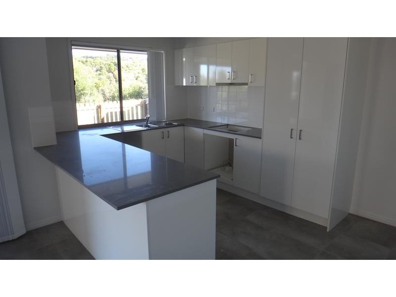 9 Damian Leeding Way, Upper Coomera QLD 4209