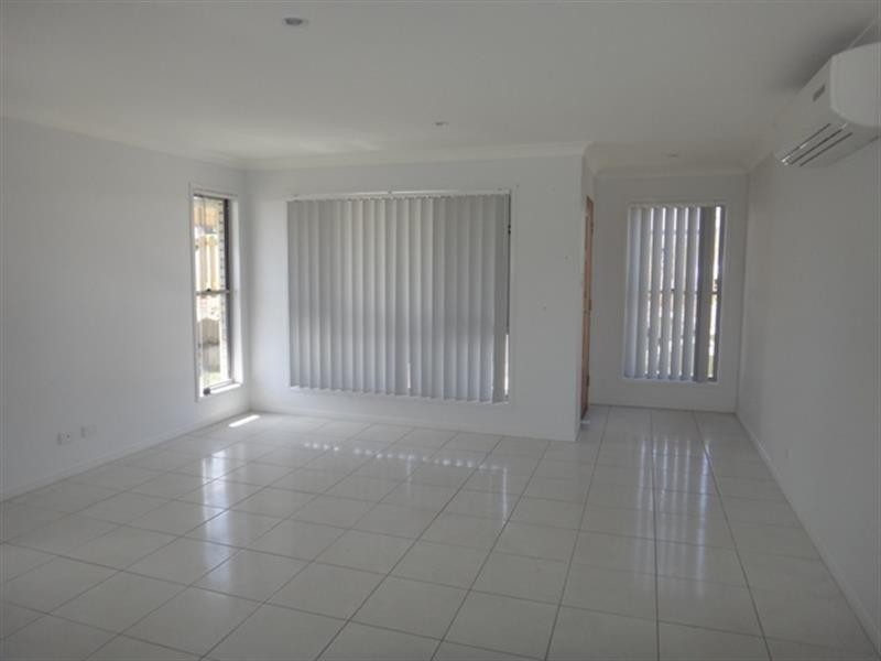 55 Damian Leeding Way, Upper Coomera QLD 4209