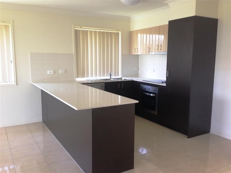 10 Joanne Ct, Gleneagle QLD 4285