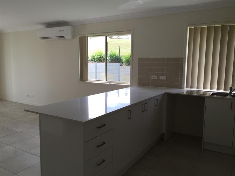 1 Sunstone Ave, Pimpama QLD 4209