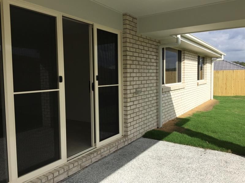 1 Sunstone Ave, Pimpama QLD 4209
