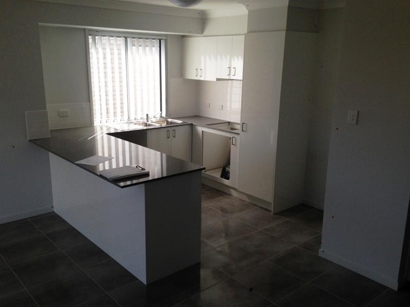 6 Alfred Raymond Hulse Dr, Upper Coomera QLD 4209