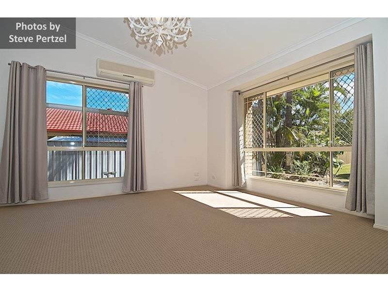 65 Daintree Dr, Parkwood QLD 4214