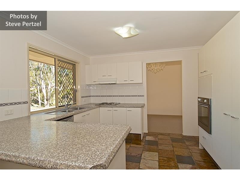 65 Daintree Dr, Parkwood QLD 4214