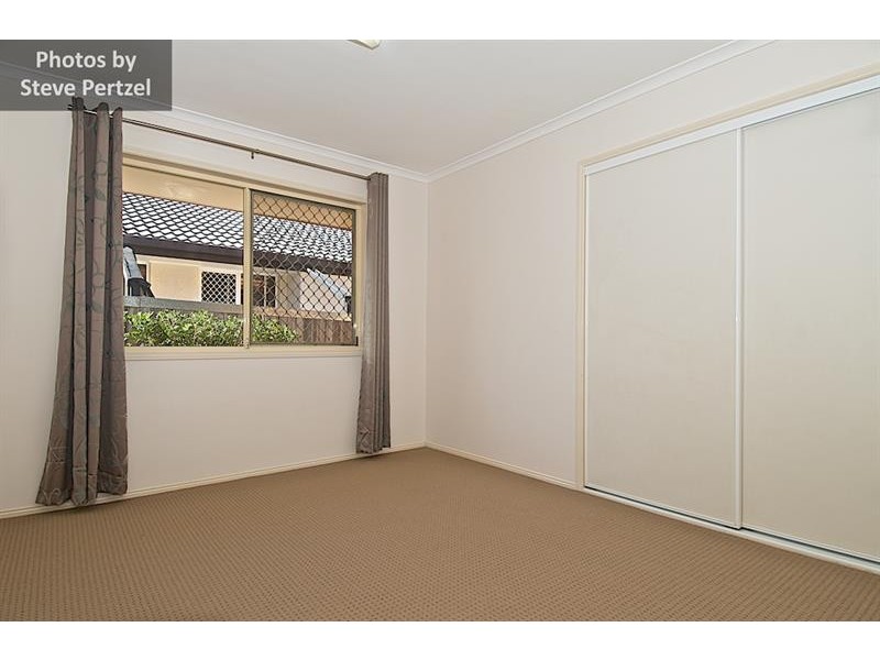 65 Daintree Dr, Parkwood QLD 4214