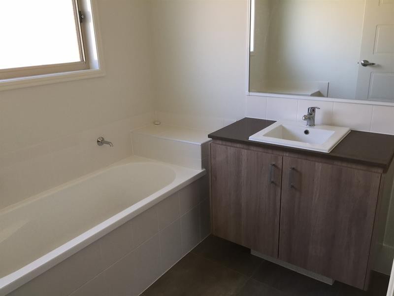 25 John Cres, Pimpama QLD 4209