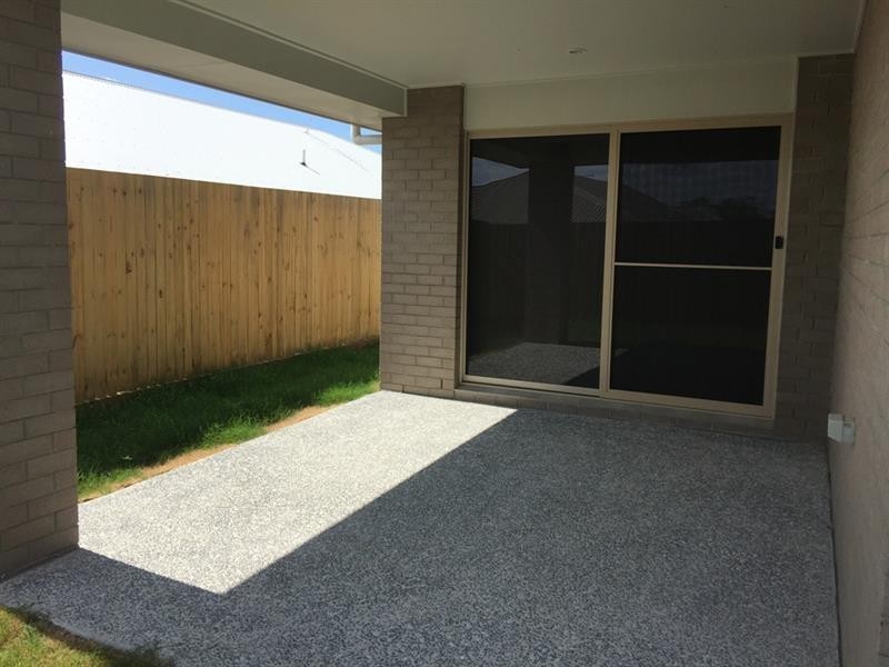 25 John Cres, Pimpama QLD 4209
