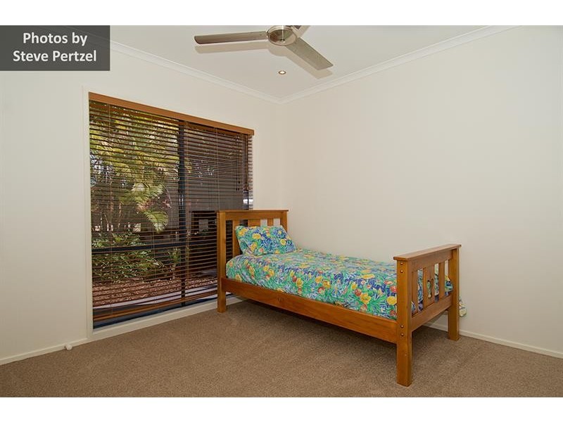 4 Worthing Ct, Arundel QLD 4214