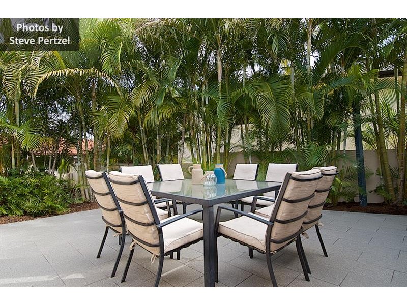 4 Worthing Ct, Arundel QLD 4214