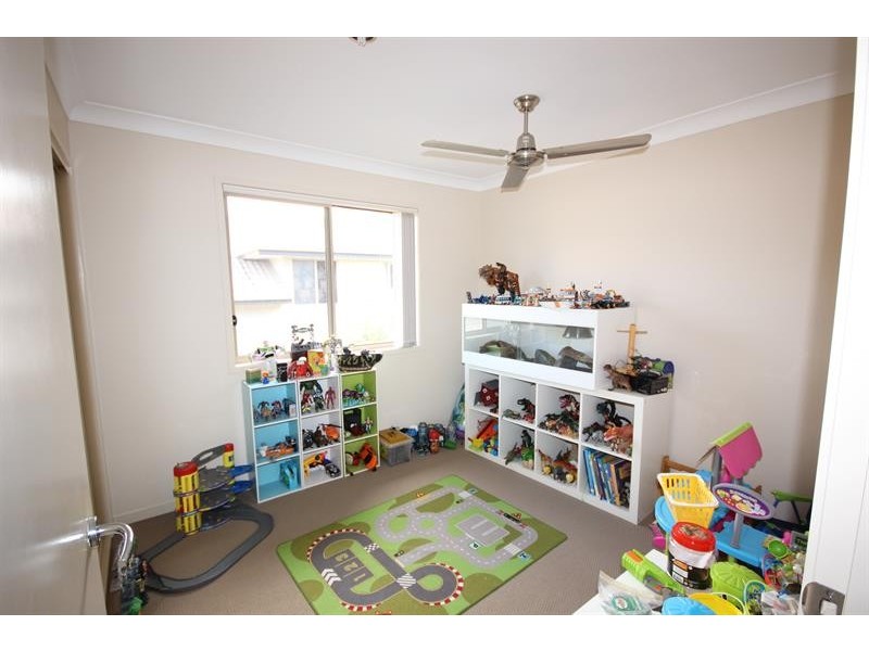 52 Diamantina Cct, Pacific Pines QLD 4211