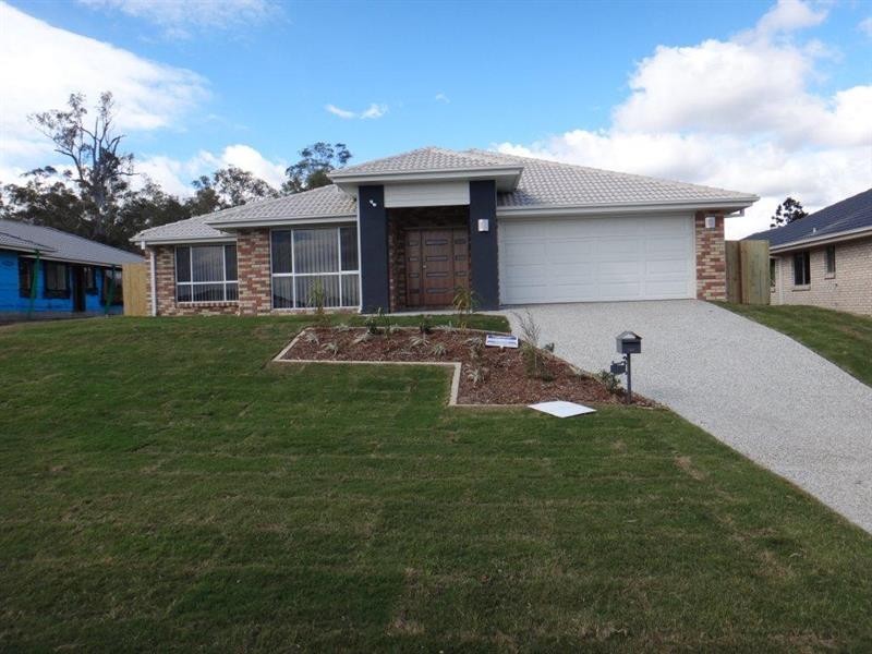 23 Finley Street St, Gleneagle QLD 4285