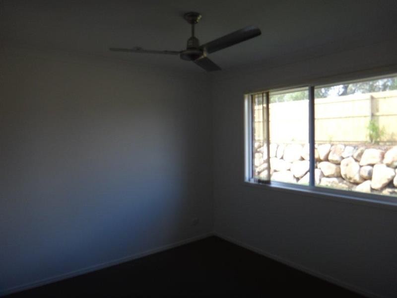 23 Finley Street St, Gleneagle QLD 4285