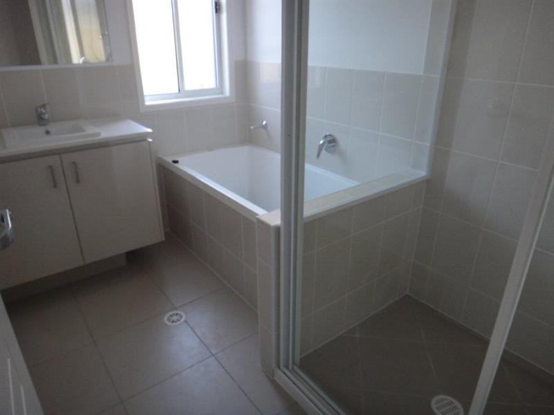 23 Finley Street St, Gleneagle QLD 4285