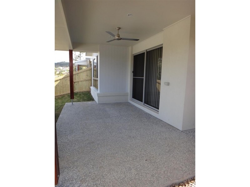 37 Damian Leeding Way, Upper Coomera QLD 4209
