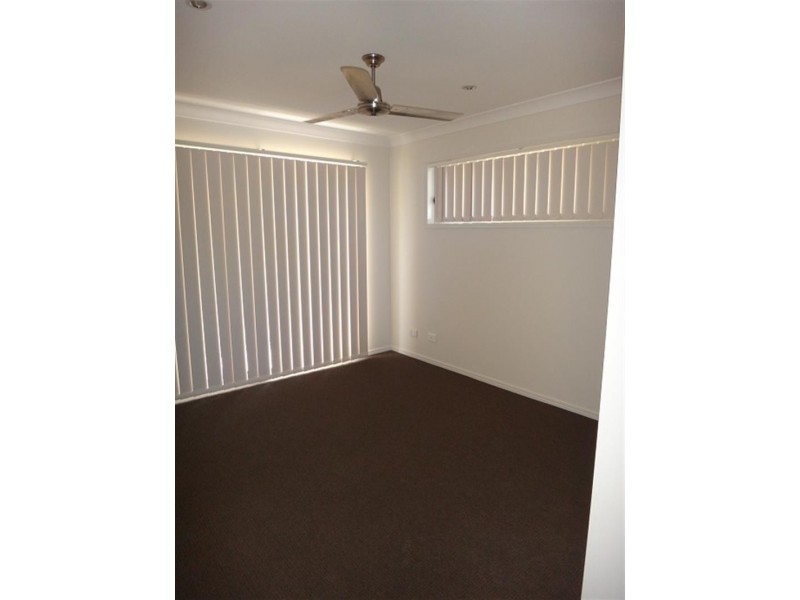 37 Damian Leeding Way, Upper Coomera QLD 4209