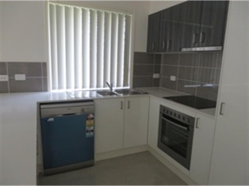 23 Lachlan St, Gleneagle QLD 4285