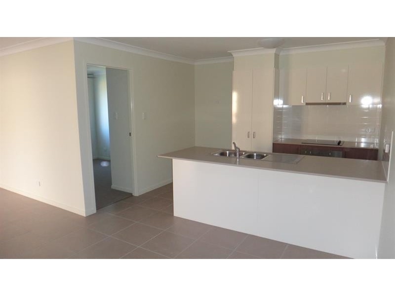 1 Tarryn St, Gleneagle QLD 4285