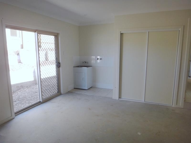 66 Hanover Dr, Pimpama QLD 4209
