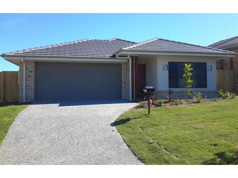 4 Sapphire Pl, Pimpama QLD 4209
