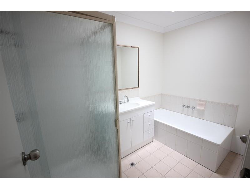 77/601 Pine Ridge  Rd, Biggera Waters QLD 4216