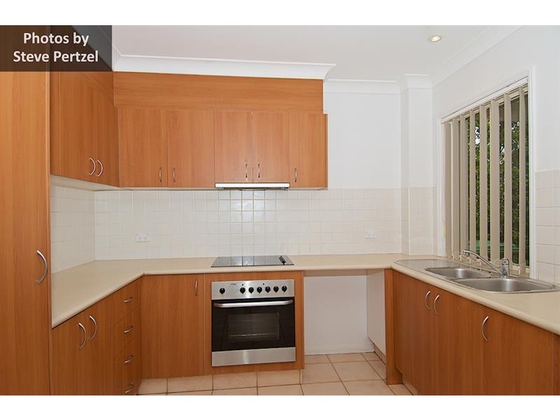 1/97-99 Eugaree  St, Southport QLD 4215