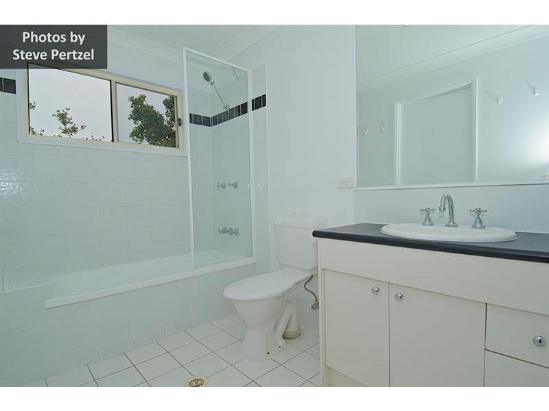 1/97-99 Eugaree  St, Southport QLD 4215