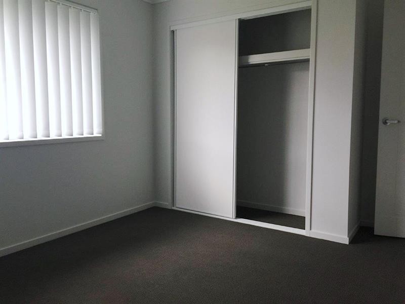 10 Finley St, Gleneagle QLD 4285