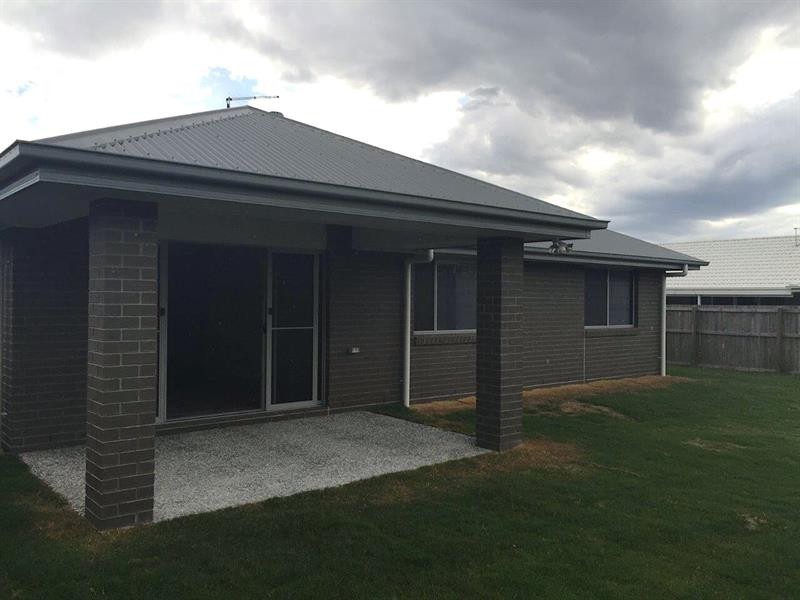 10 Finley St, Gleneagle QLD 4285