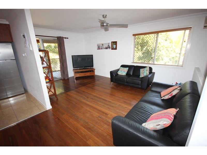 28 Lara Ave, Southport QLD 4215