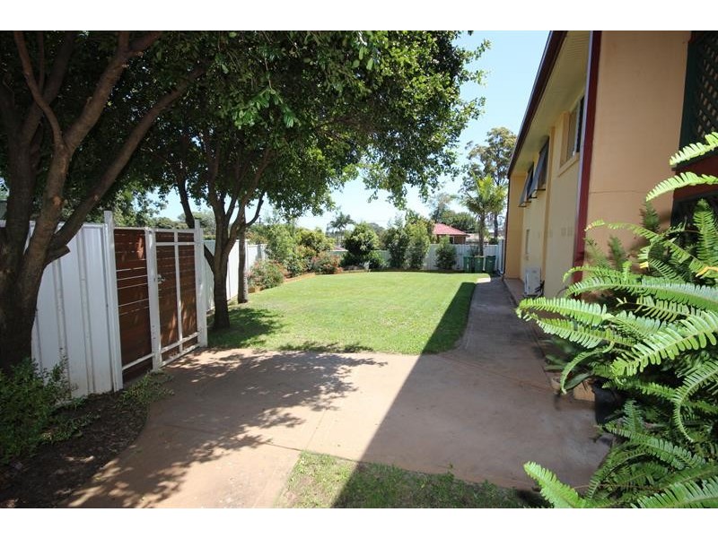 28 Lara Ave, Southport QLD 4215