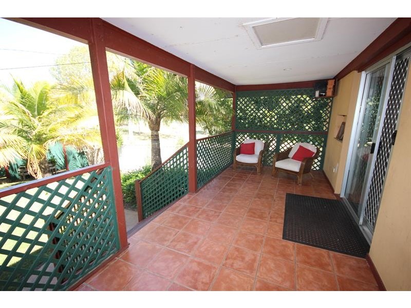 28 Lara Ave, Southport QLD 4215